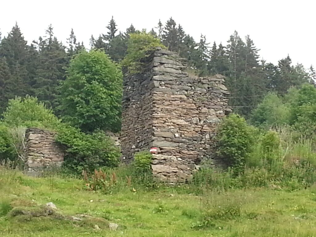 Ruine ehemalige Glashütte auf der Soboth Industrieanlage