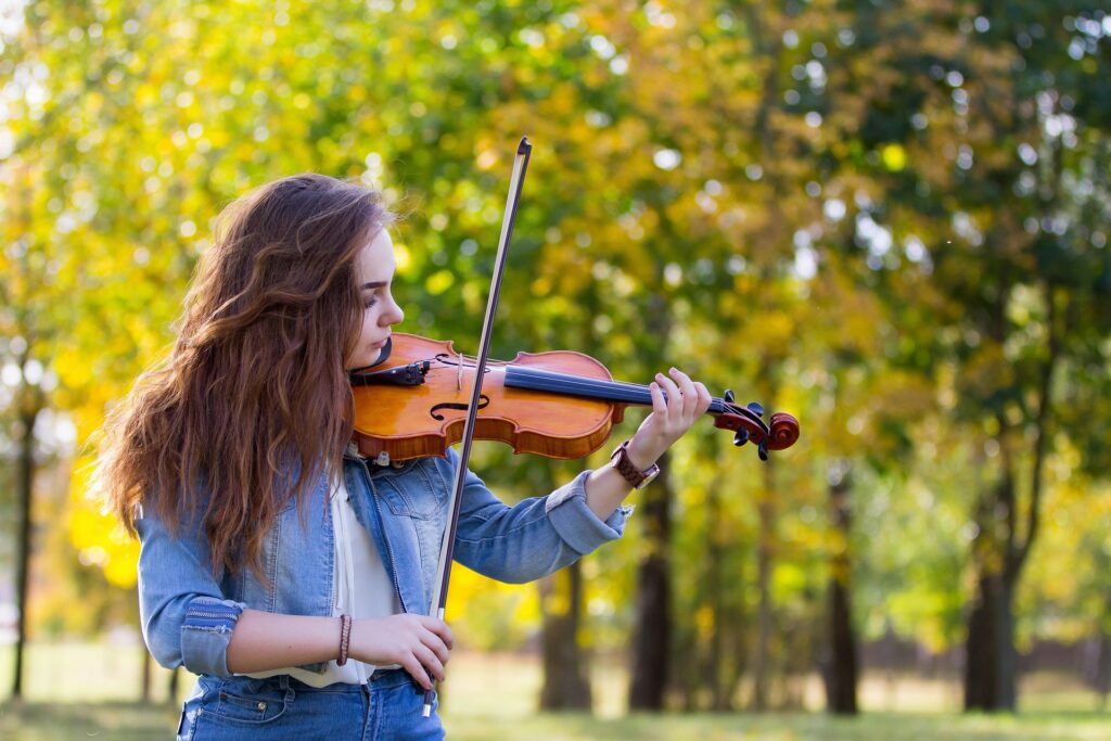 Frau mit Violine